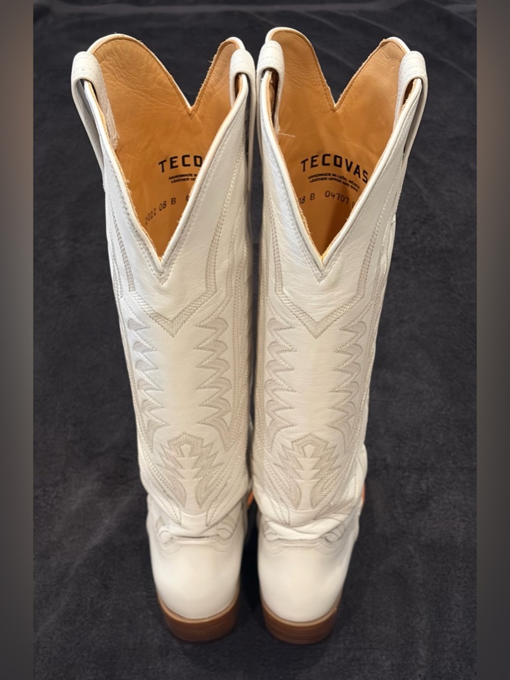 EUC Tecovas Abby Snow Cowhide Handmade Cowboy Boots - Picture 6 of 7